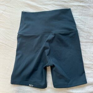 SET Active Shorts in Size XS